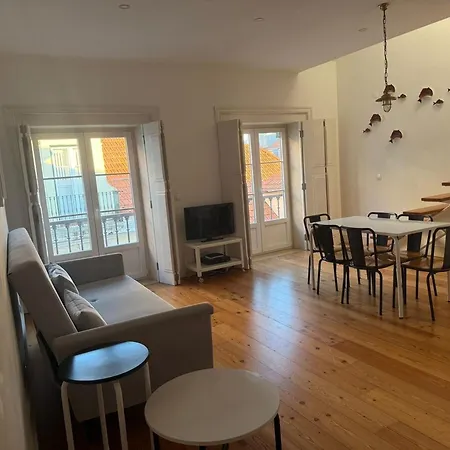 Baixa Rooftop Duplex | Lisbon