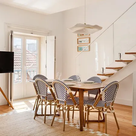 Baixa Rooftop Duplex | *