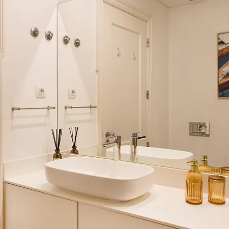 Baixa Rooftop Duplex | 아파트 리스본